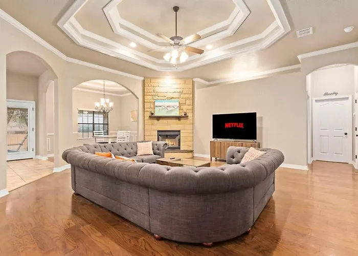New House 8-10ppl Families & Groups Pets * Killeen