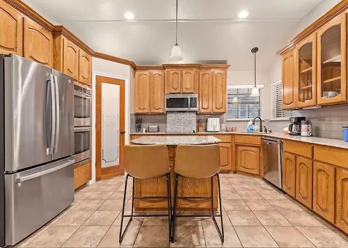 New House 8-10ppl Families & Groups Pets Holiday home