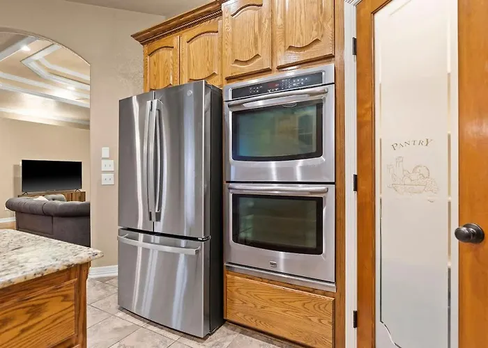 New House 8-10ppl Families & Groups Pets Killeen