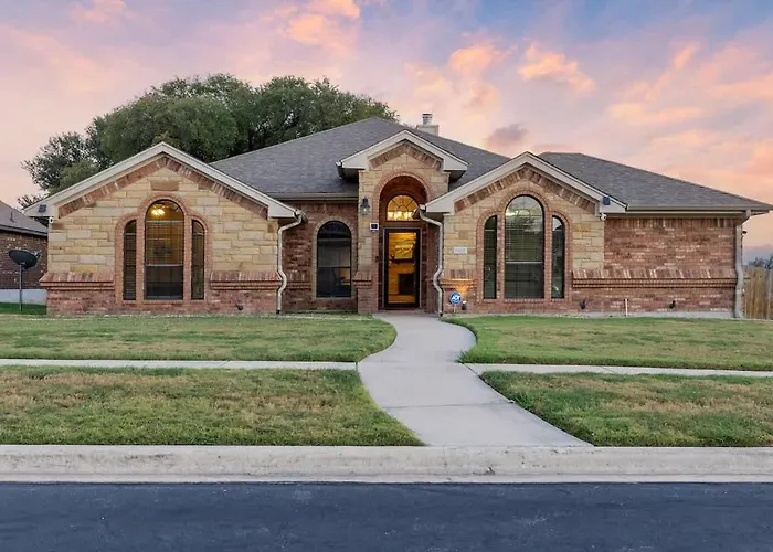 New House 8-10ppl Families & Groups Pets * Killeen